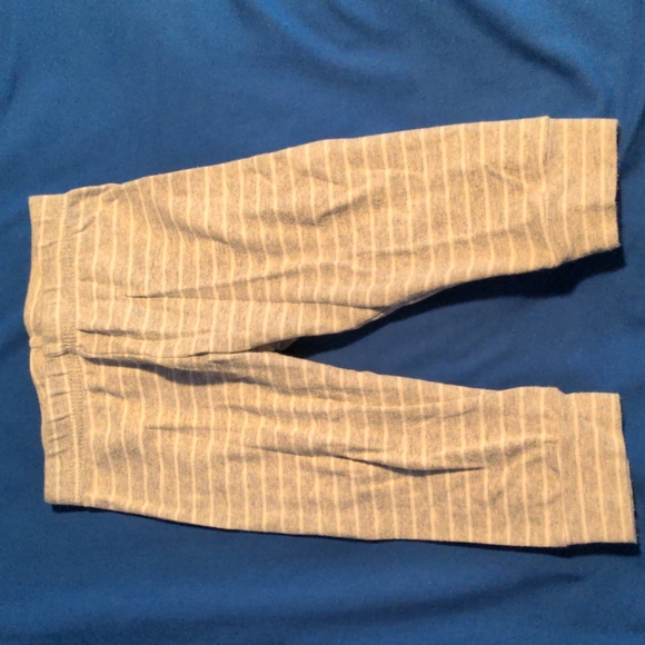 5 pairs of boys pants - Picture 5 of 13